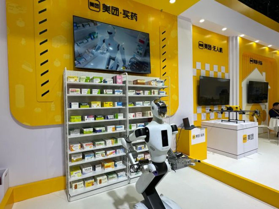 投资全链路AI基础设施，美团加速AI进入“物理世界”