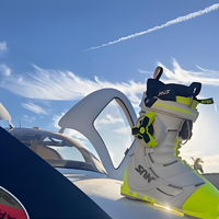 90%新手磨脚的真相：雪靴前掌宽度缩水，亚洲脚型必须认准102mm+宽楦