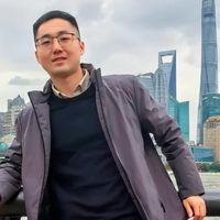 中年男人不管有钱没钱：都别买这4种外套，臃肿显胖还非常廉价