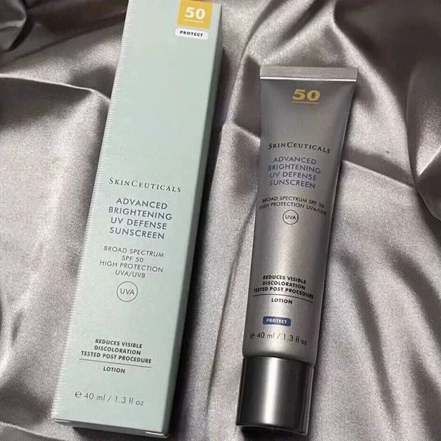 修丽可小银伞防晒值不值430元？干皮淡斑党闭眼入，油敏肌慎买