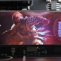 高速低温的PCIe5.0固态硬盘 - 宏碁N8000 1TB