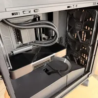 新年新机器，廉政版5090主机终于装好了