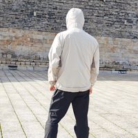 四月偷懒没穿防晒衣，六月同事问我：你怎么去了一趟三亚？