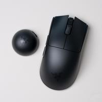 一只纯粹的电竞利器——雷蛇毒蝰V4 PRO无线游戏鼠标上手分享