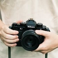 带着AF 星曜 85.18 扫街，我撞见了城市的温柔另一面