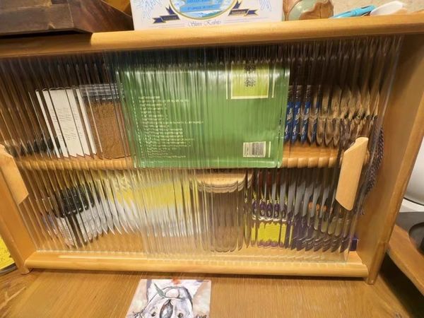 桌面防尘收纳架实木置物架多用途杯架