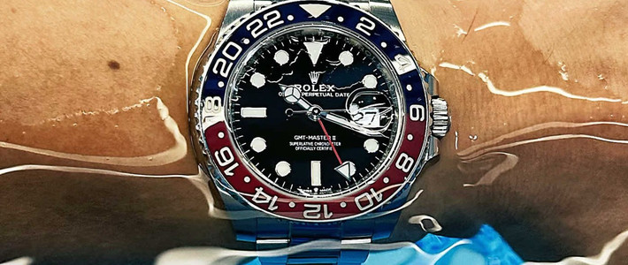 别被“潜水表”骗了！30米防水，可能连水龙头都扛不住？？