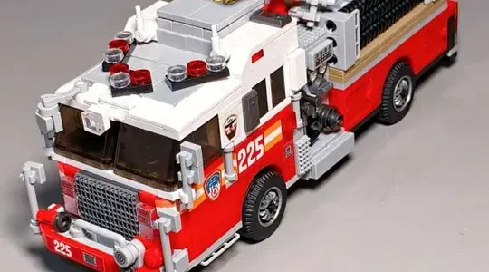 积木八格车：来自大洋彼岸的纽约消防车