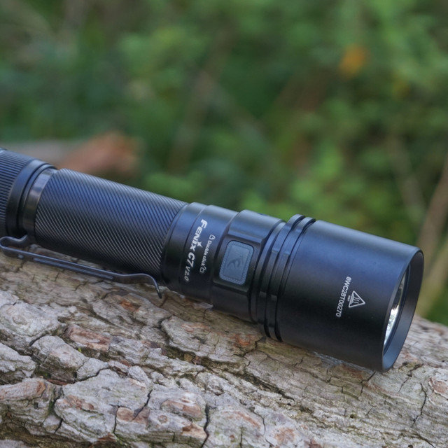 Fenix C7 V2.0 实测：一款很能打的高性能手电