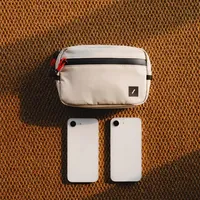 真有人双持iPhone 16e 和 17e