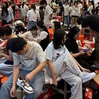 清明消费数据出炉，年轻人为何扎堆折扣店？