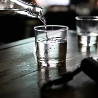 高端白酒集体“让利”，“价格神话”破灭？