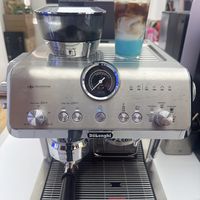 德龙半自动咖啡机EC9555日常清洁