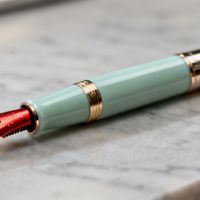 老款清仓前，别急着为新款多花800元