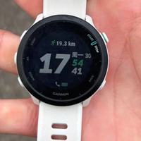 三百多的佳明专业跑表，搜星快数据准且有深度，半透半反式MIP屏