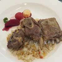《乌鲁木齐抓饭打卡去哪家，还得是哪哒尔商务抓饭》