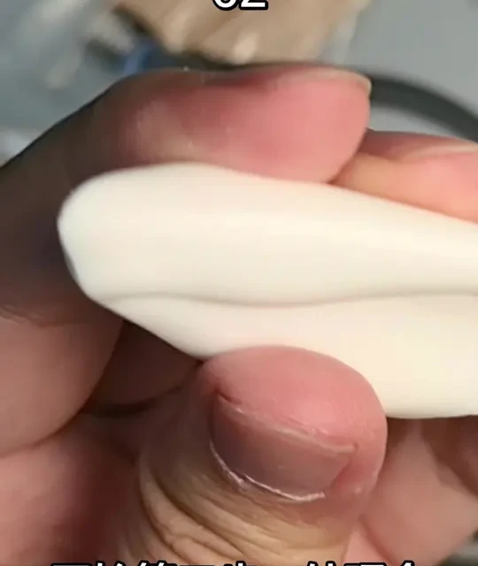 GK白贞德涂装教程：合模线处理与打磨技巧详解