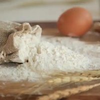 面粉选购避坑指南：从颜色到配料表的真相