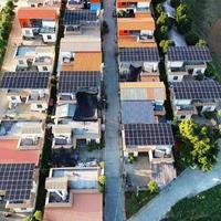 农村屋顶光伏安装指南：收益计算、风险规避与避坑原则