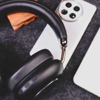 辉煌只能靠自己 篇零：磁吸屏幕享灵动与便利，南卡Show头戴式蓝牙耳机体验