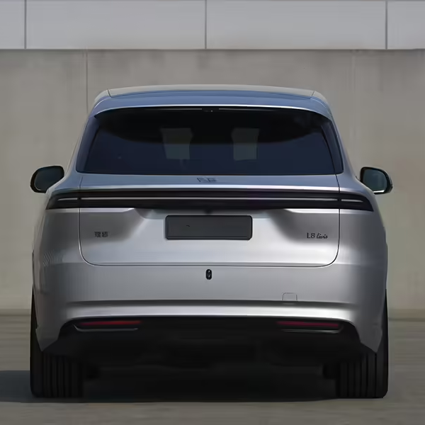 L6可能要涨价了？理想L系列未来产品矩阵公布，分旗舰和高端双线