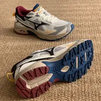 通勤鞋别再只看软不软，支撑到位才能走一天不累