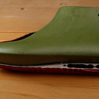 你穿42码却总留空隙？不是鞋大了，是脚太宽——忽略宽度的选鞋逻辑正在毁掉你的双脚