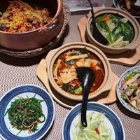 贾国龙新品牌深圳开业人气火爆：原西贝闭店改造，上座率七八成，评价区吵翻了