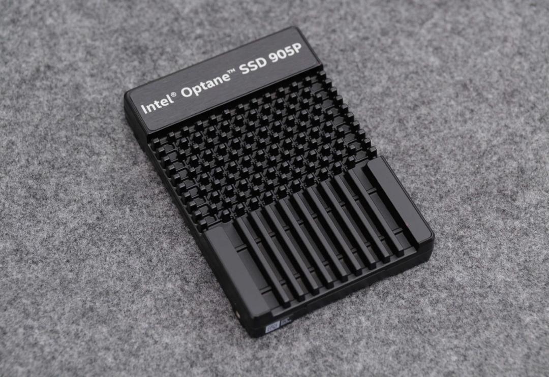 AI抢光内存惹的祸:SSD价格暴涨4倍,2TB固态卖649美元
