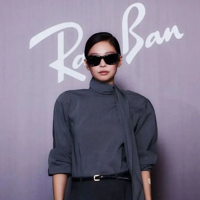 早就用行动代言了！Jennie与Ray-Ban 现在只是正式官宣而已！