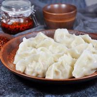 冷冻饺子为何能辅助控糖？解析淀粉回生与健康效应