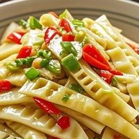 春日尝鲜，一口春笋赴春光