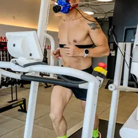 实验室和马拉松手表的数据机会相差多少？