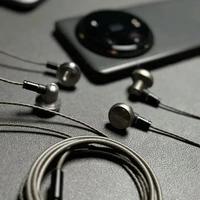 有线耳机销量逆势回潮：数据背后的消费心理变迁