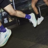 跑鞋参数看不懂？一文讲透中底、落差、支撑到底怎么选