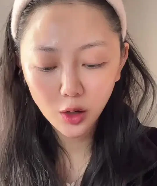 黄黑皮新手化妆教程：日常淡妆全步骤解析