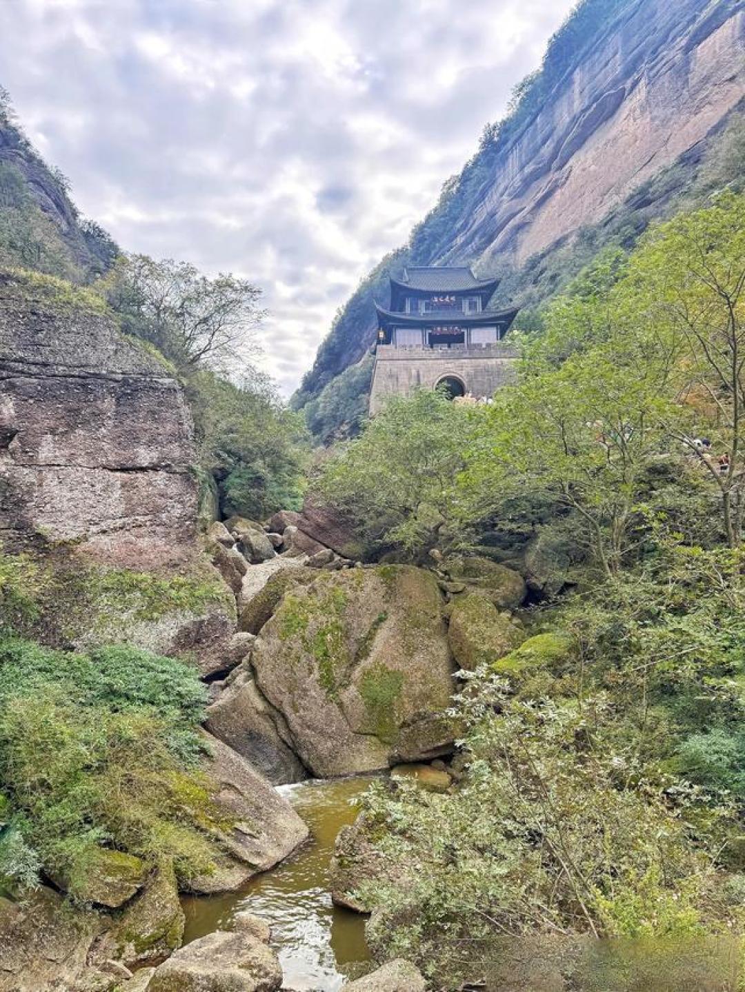 为何说“入蜀必过剑门关”?雄关天险,千年传奇至今震撼人心