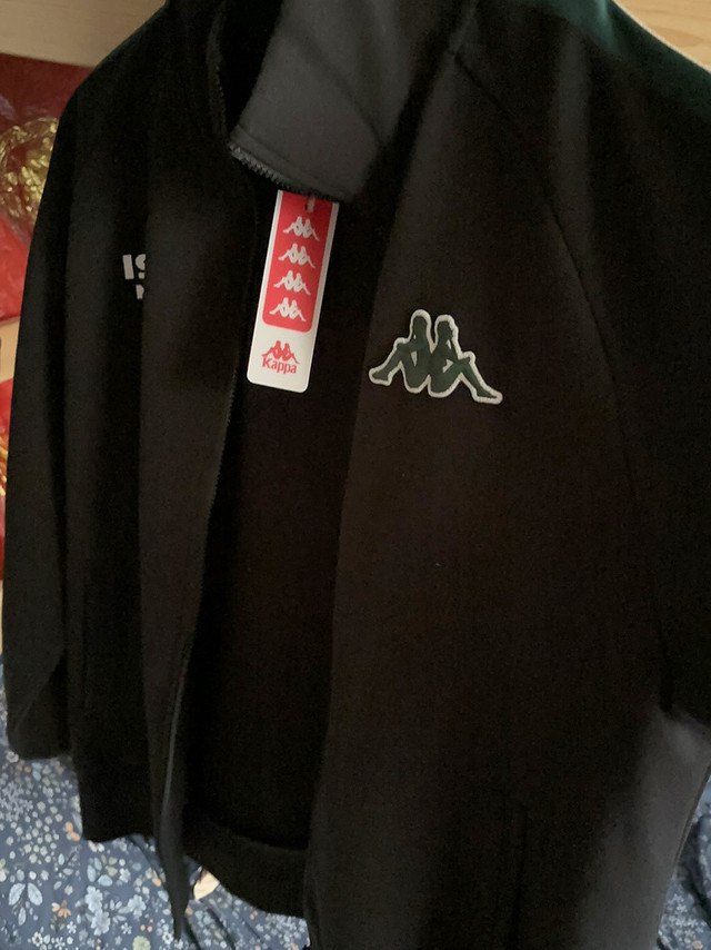 春日穿搭利器：B.Duck立体雏菊刺绣外套