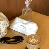 马吉拉 ×GM 联名 MM204｜把高级感焊在脸上的素颜神器