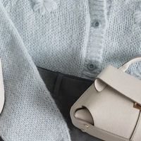 「4 套春日温柔穿搭｜承包整个春天」