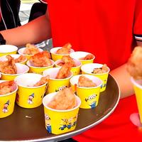 一些严肃跑者说跑马拉松应该「纯粹」，对马拉松「吃席跑者」嗤之以鼻，怎么看待这种眼中无他只有成绩的观点？