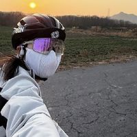 骑行风夹克：颜值与实用的矛盾