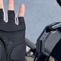 安踏半指骑行手套：多场景适用