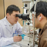 ICL晶体植入术：超高度近视矫正的加法方案与V5技术升级解析