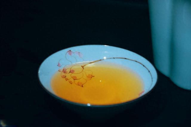 科学补肾茶饮指南：辨析体质、对症选方及饮用须知