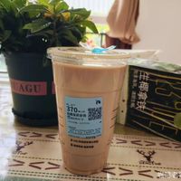 瑞幸轻椰茉莉拿铁:目前唯一值得回购的茶拿铁