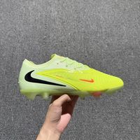 Nike Phantom 6不是万能战靴，但精准传球手穿上它会如虎添翼