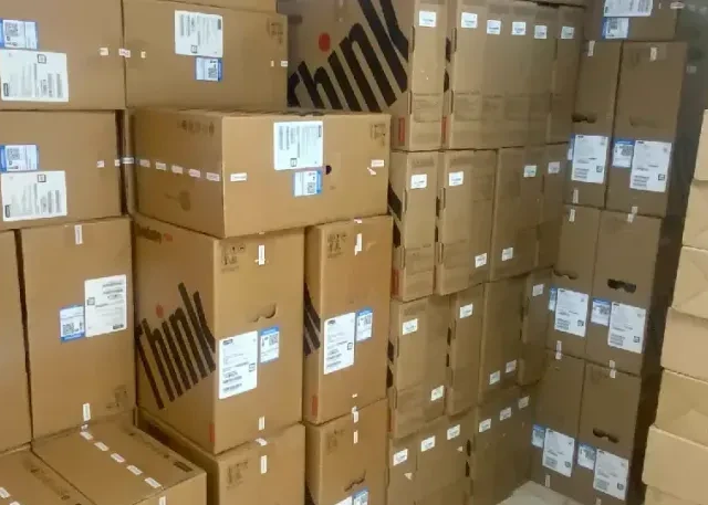 咸鱼大量流出全新联想17L游戏台式机整机，i5-14400F+5060 8G显卡