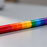 Pentel Multi8不是绘画神器，而是手账党的高效标记工具