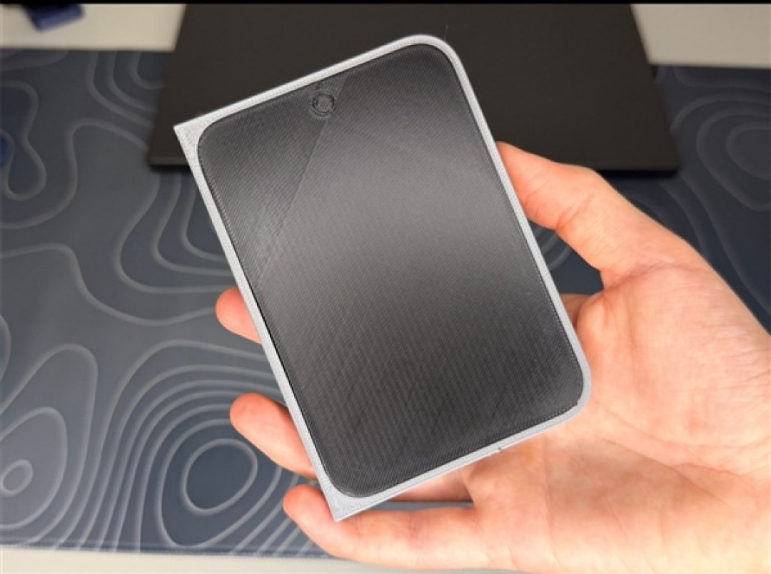 苹果首款折叠屏外观实锤!iPhone Fold最终版设计揭晓:再无悬念